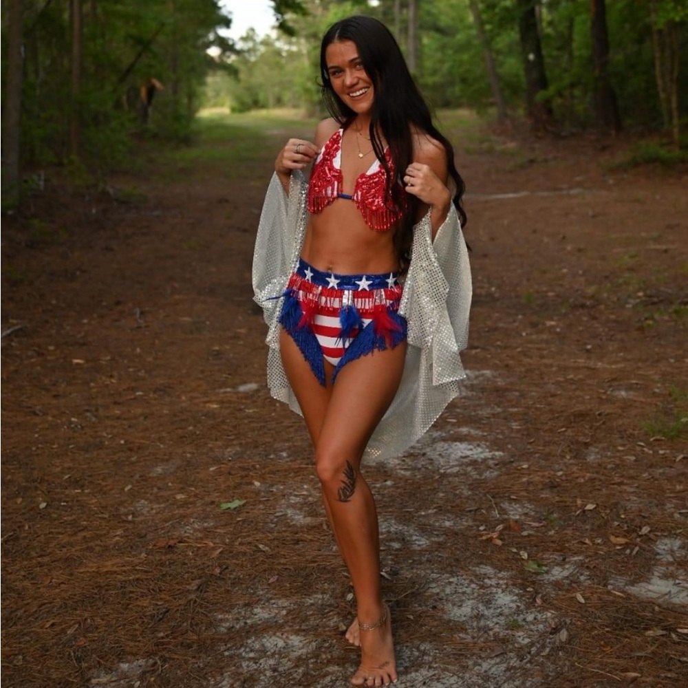 Diosa By Seco Custom Made American Flag Set